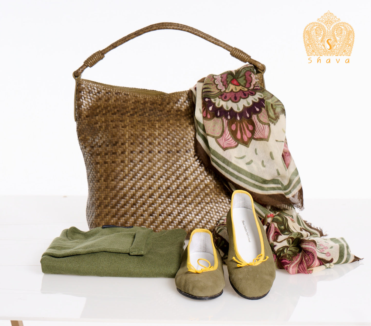 Handwoven Leather Bag Taupe